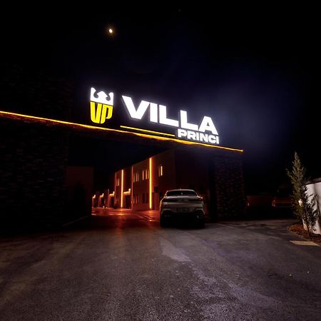 Motel Villa Princi Kosovo Polje エクステリア 写真