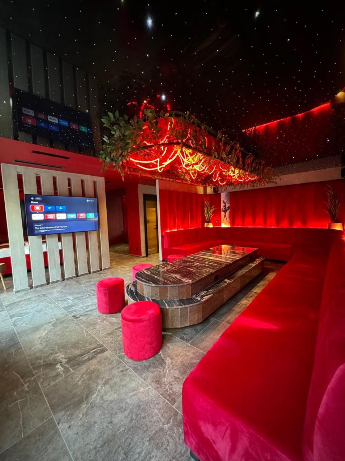 Motel Villa Princi Kosovo Polje エクステリア 写真