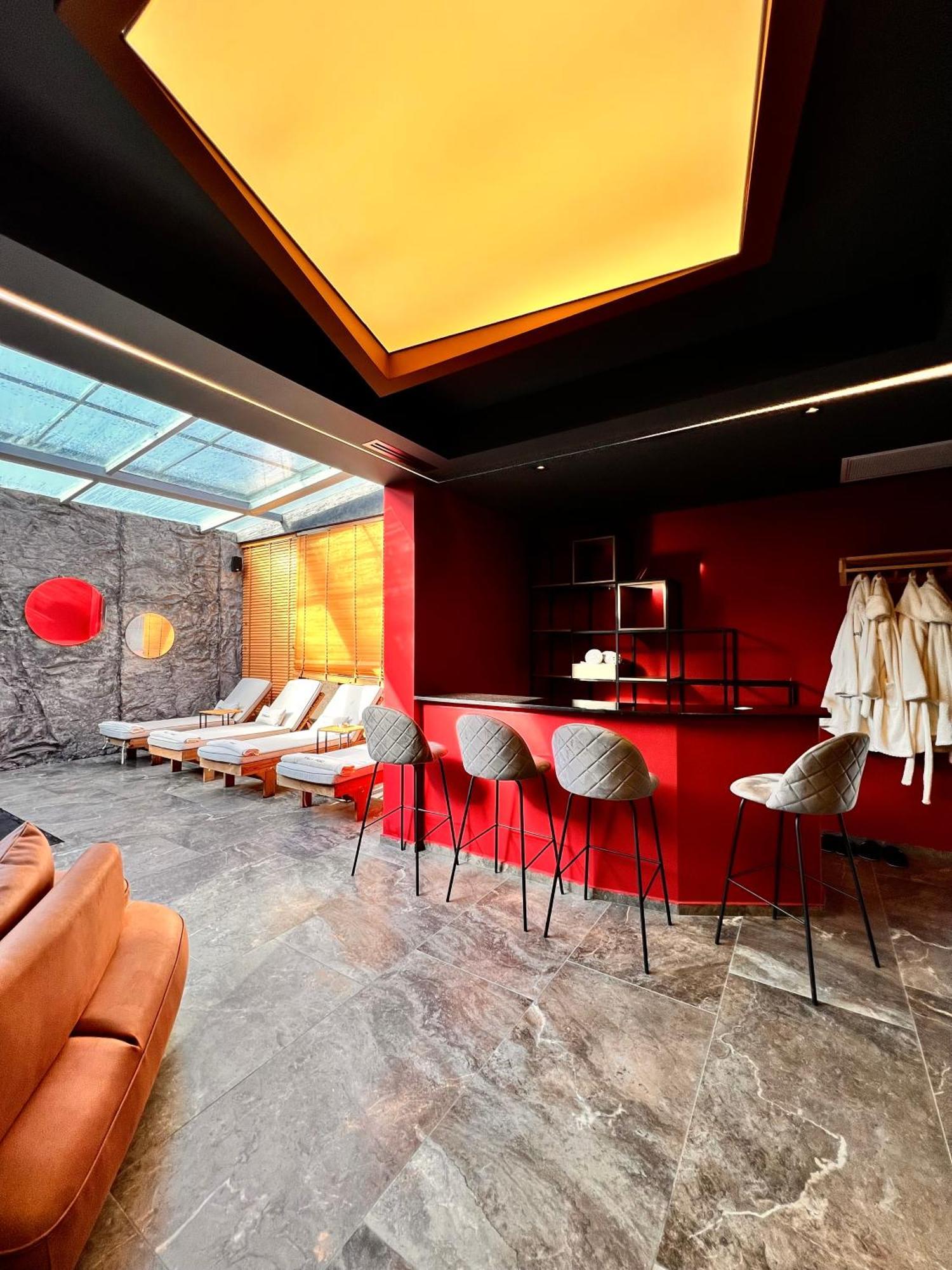 Motel Villa Princi Kosovo Polje エクステリア 写真