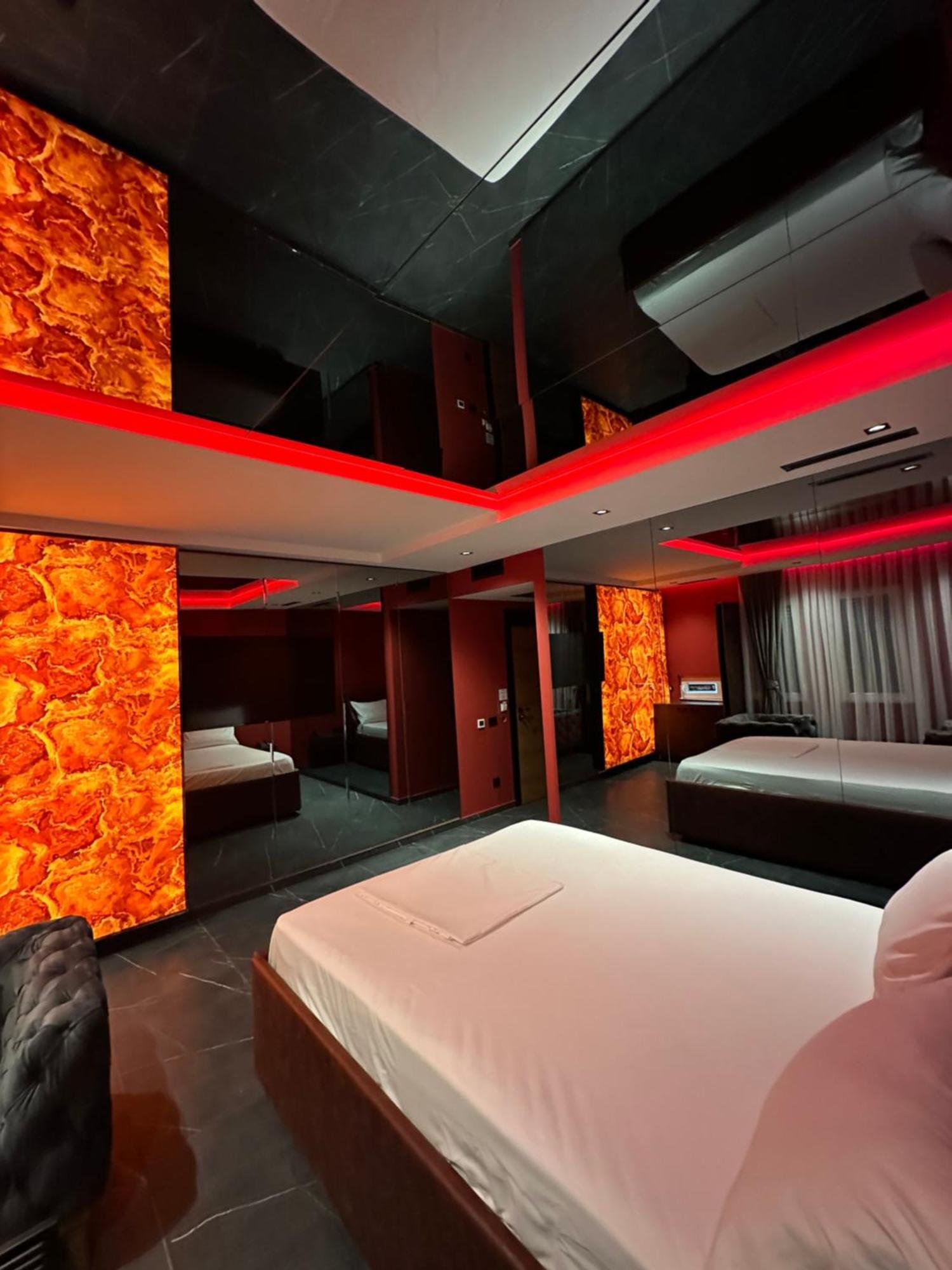 Motel Villa Princi Kosovo Polje エクステリア 写真