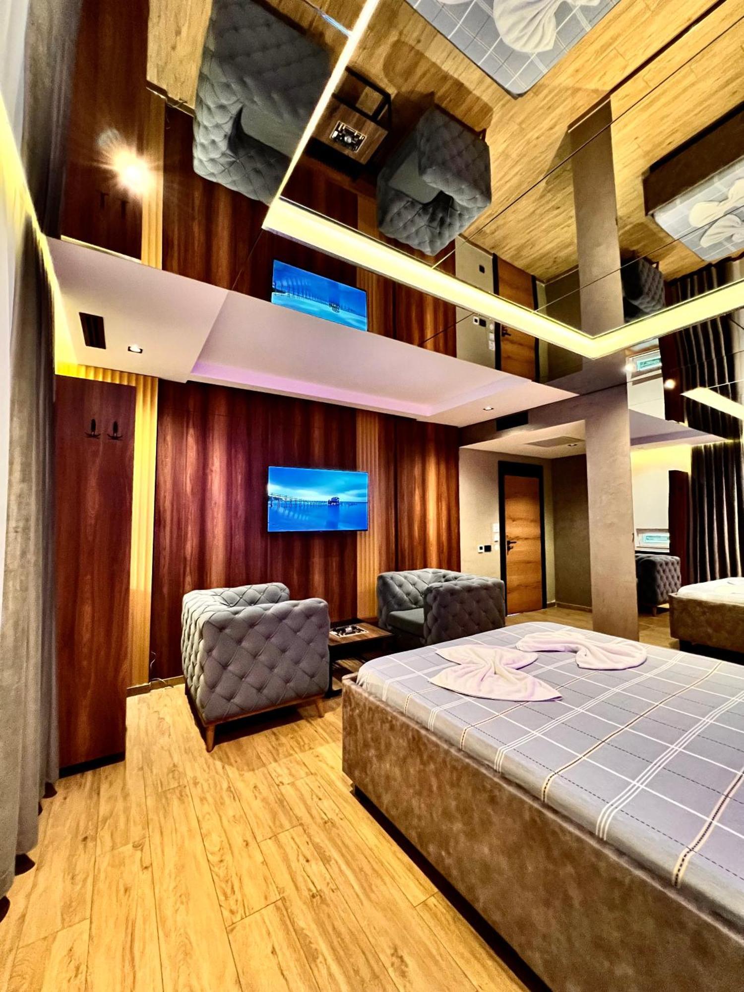 Motel Villa Princi Kosovo Polje エクステリア 写真