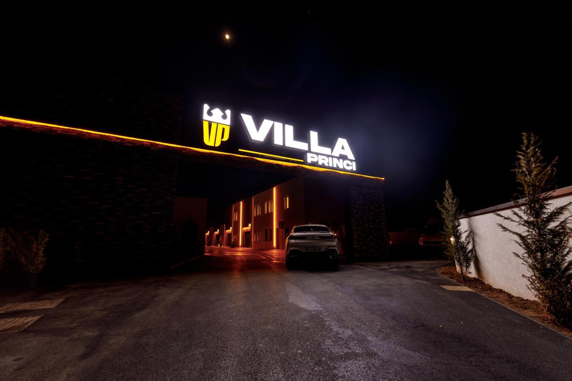 Motel Villa Princi Kosovo Polje エクステリア 写真